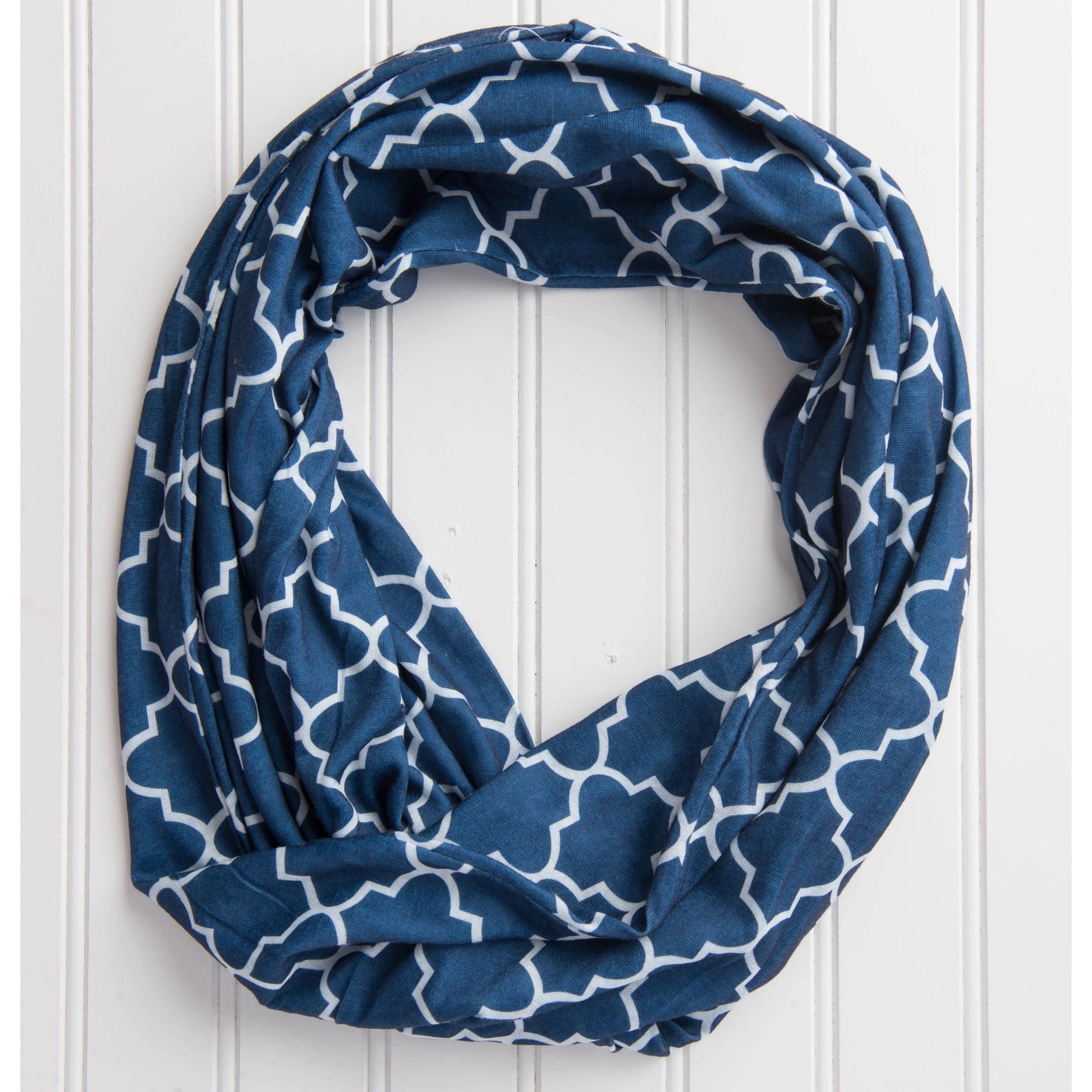 Chloe & Lex - Curving Tessellation Infinity Scarf
