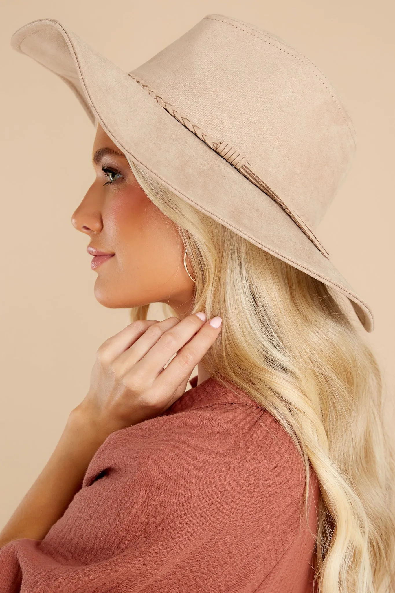 Top Of Things Light Taupe Hat